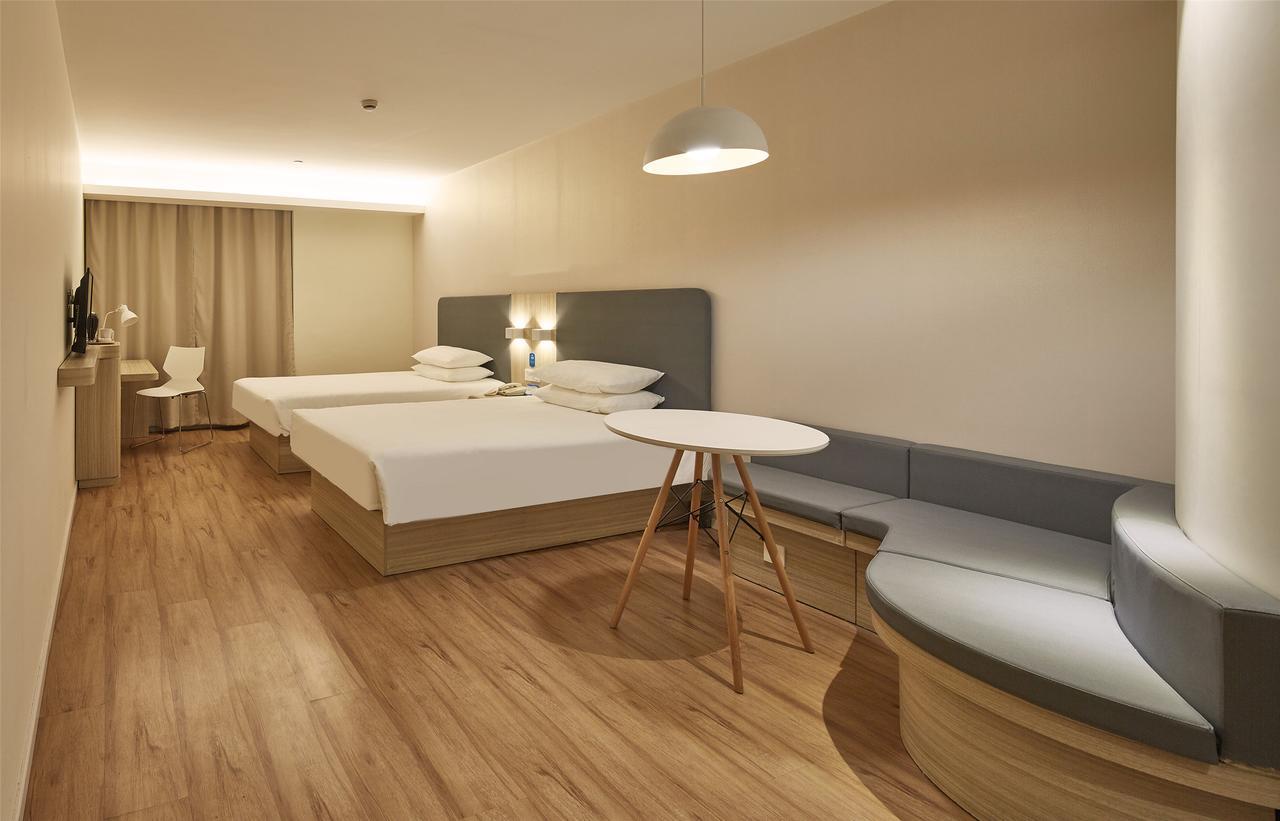 Hanting Express Changxing Island Phoenix Town Shanghai Exteriör bild