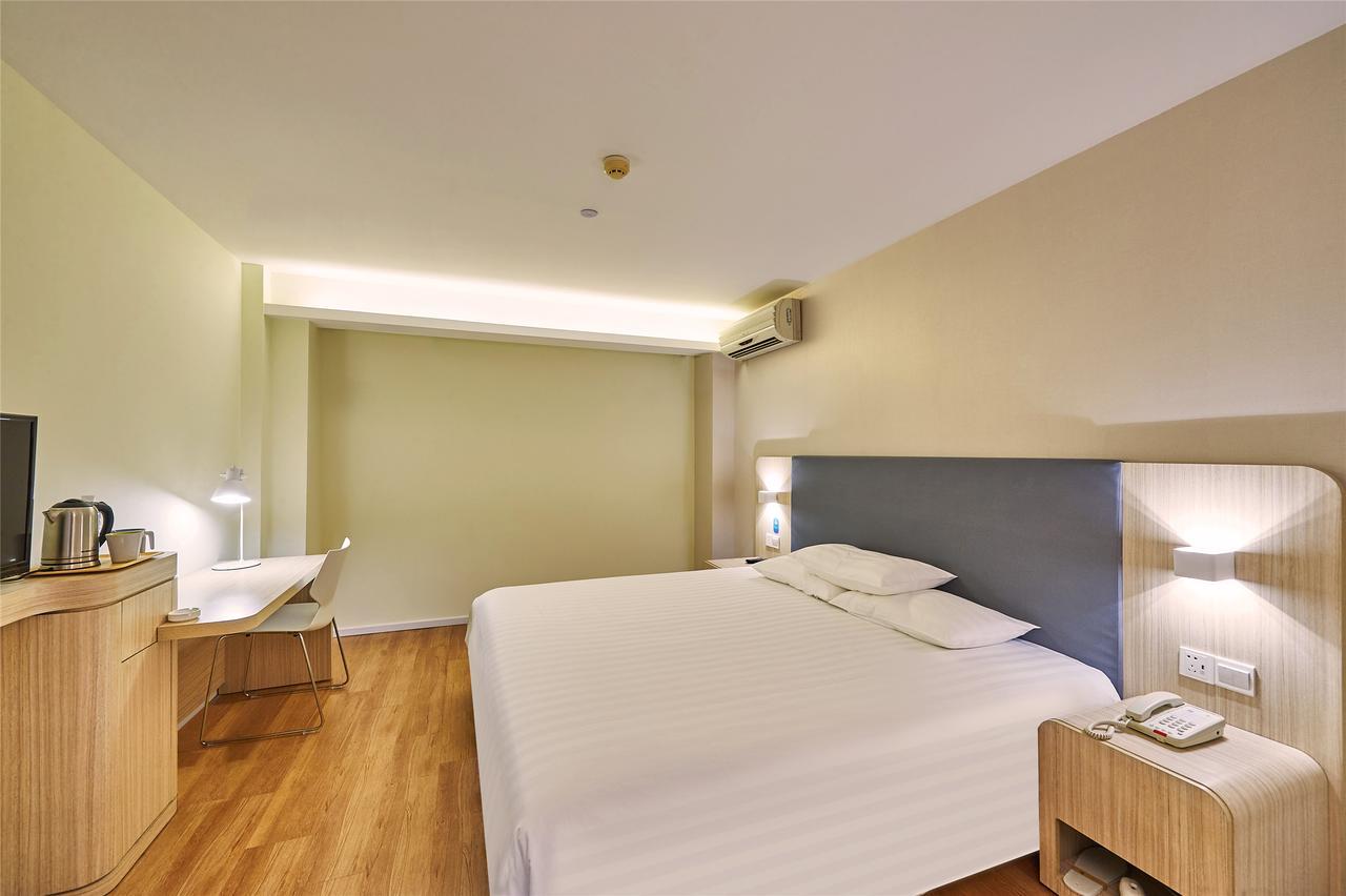 Hanting Express Changxing Island Phoenix Town Shanghai Exteriör bild